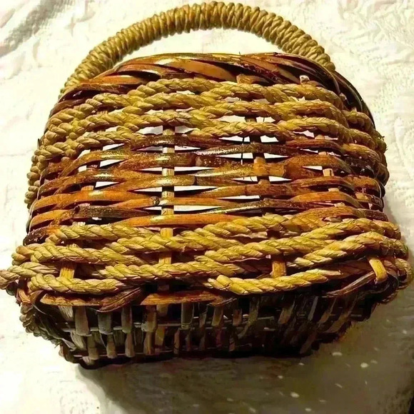Other - Vintage gathering basket